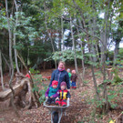 Waldspielgruppe am 8_10 _18_.JPG