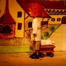 Auch das B__hnenbild wird vom Verein selbst hergestellt.JPG