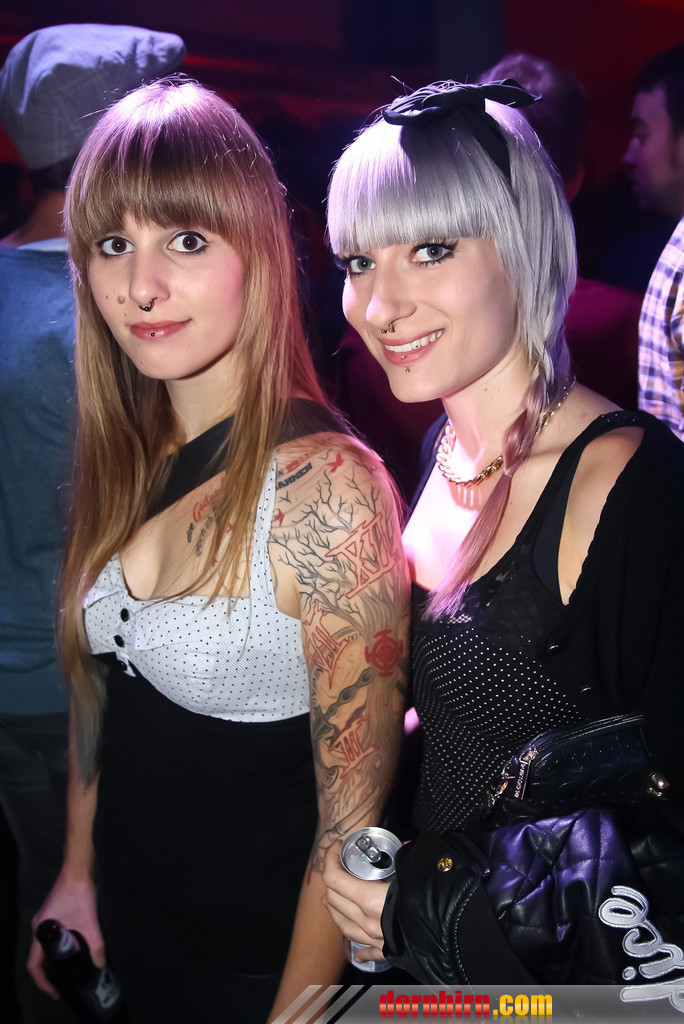13876111.jpg