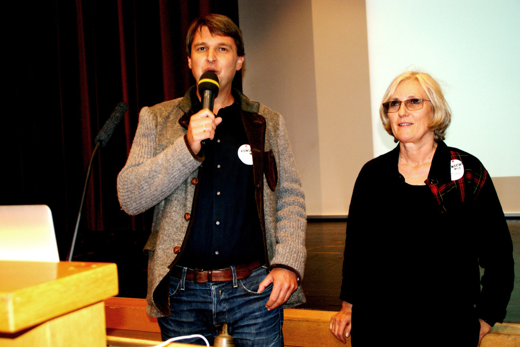 Kurt Fischer __ber sein Lustenau mit Marina H__mmerle_ Projektleiterin.JPG