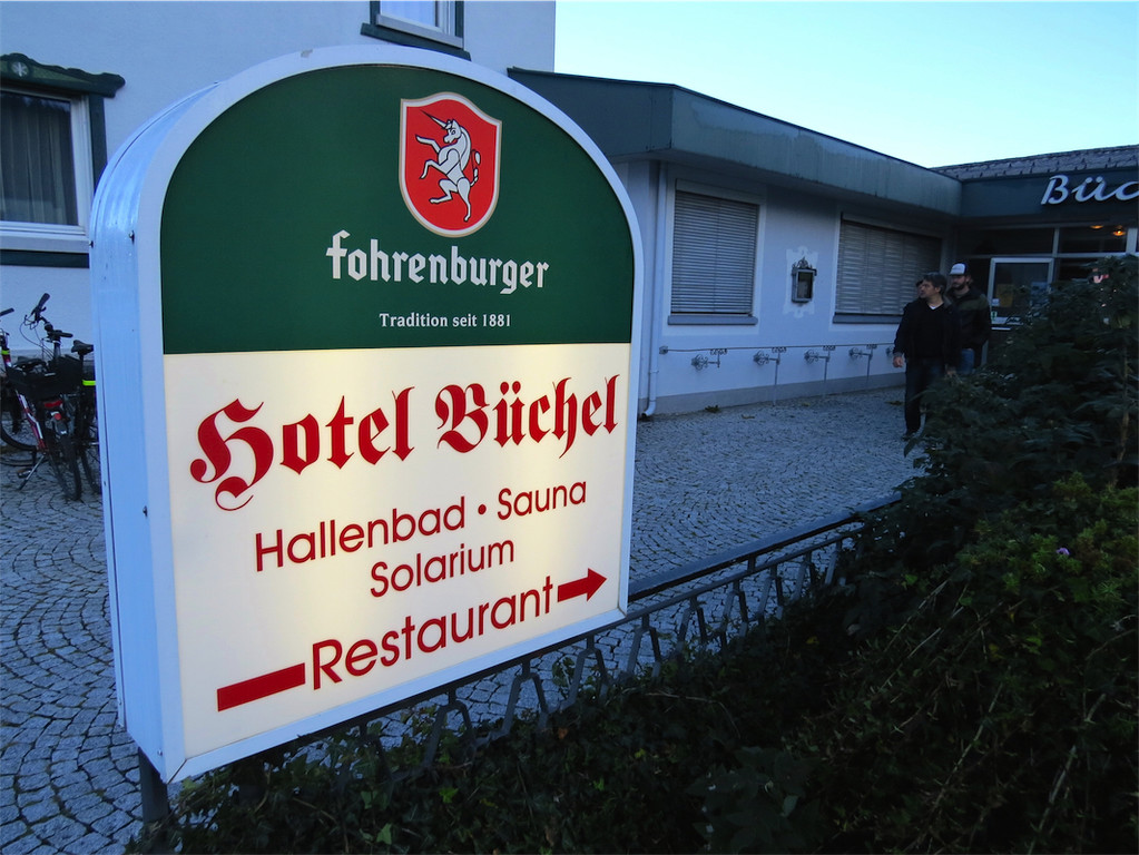 BK_Hotel Bu__chel_Flohmarkt.JPG
