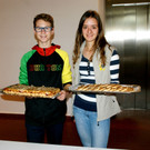 Josua und Tabea sorgten f__rs leibliche Wohl.JPG