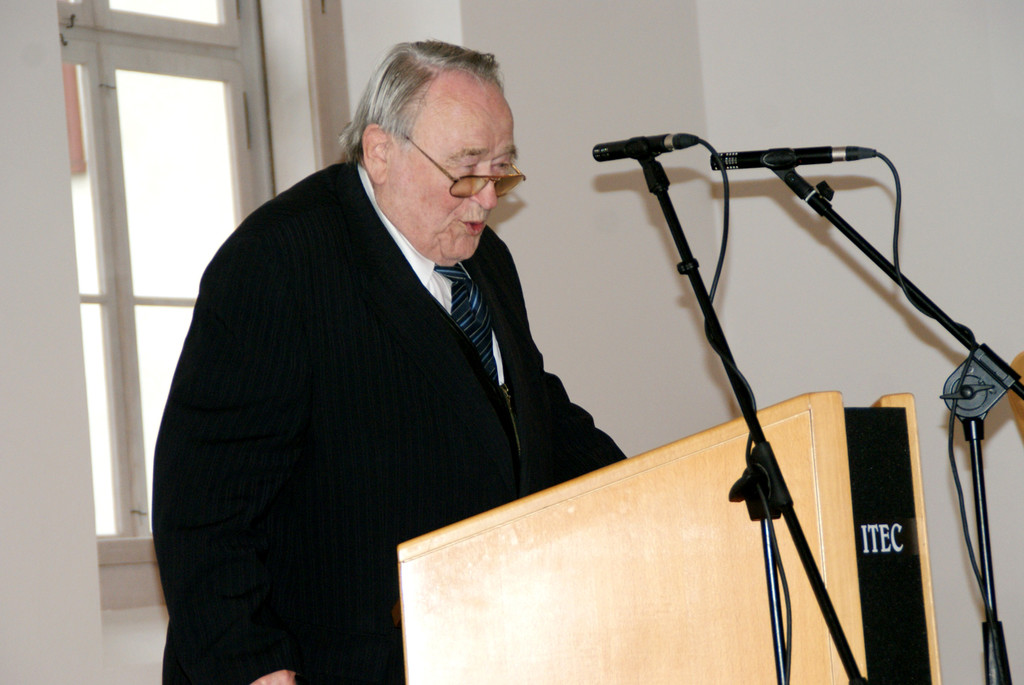 Prof_ Wolfgang Marcus.JPG