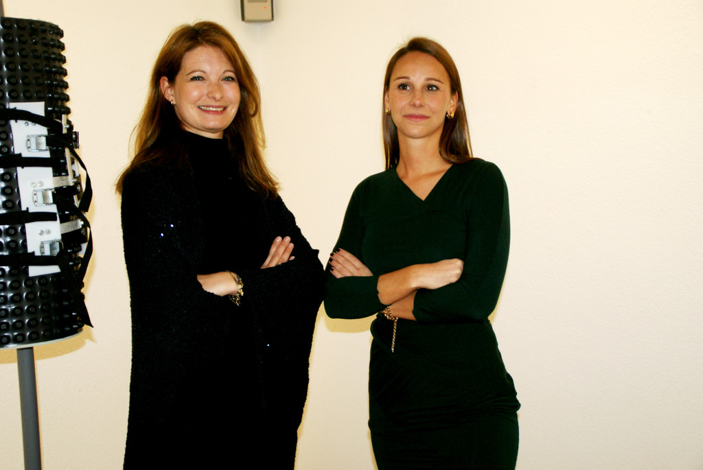 Die jungen Kuratorinnen.JPG