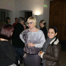 K__nstlerin im Gespr__ch.jpg