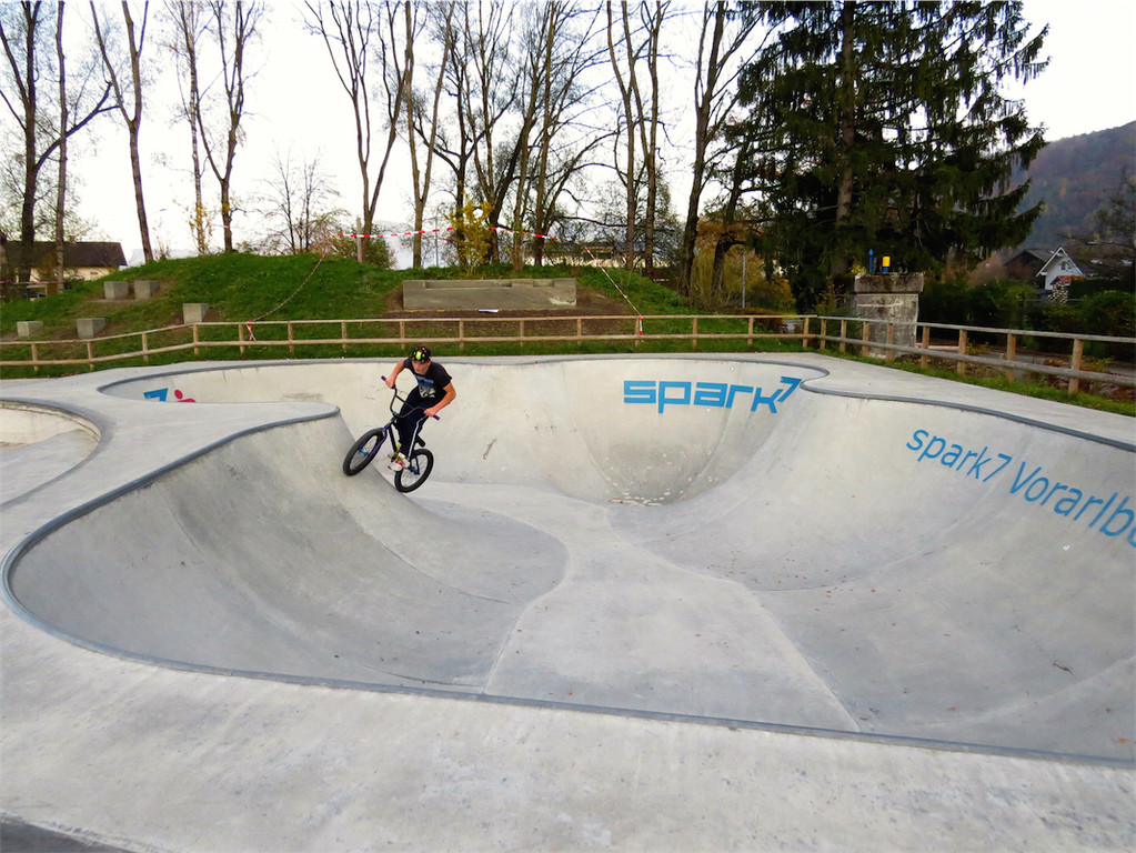 BK_Skaterplatz Oberau Gisingen 12.JPG