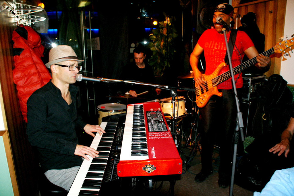 Christof Waibel Trio in der Zwickeria.JPG