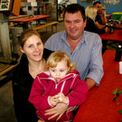 Luciane und Raimund Loacker mit Tochter Laura.JPG