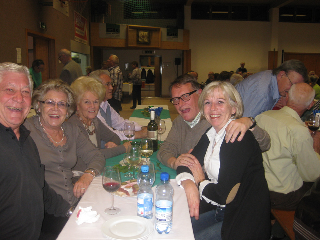 Seniorenring Weinfest in der Radlerhalle  Lustenau 15_11 _21_.JPG