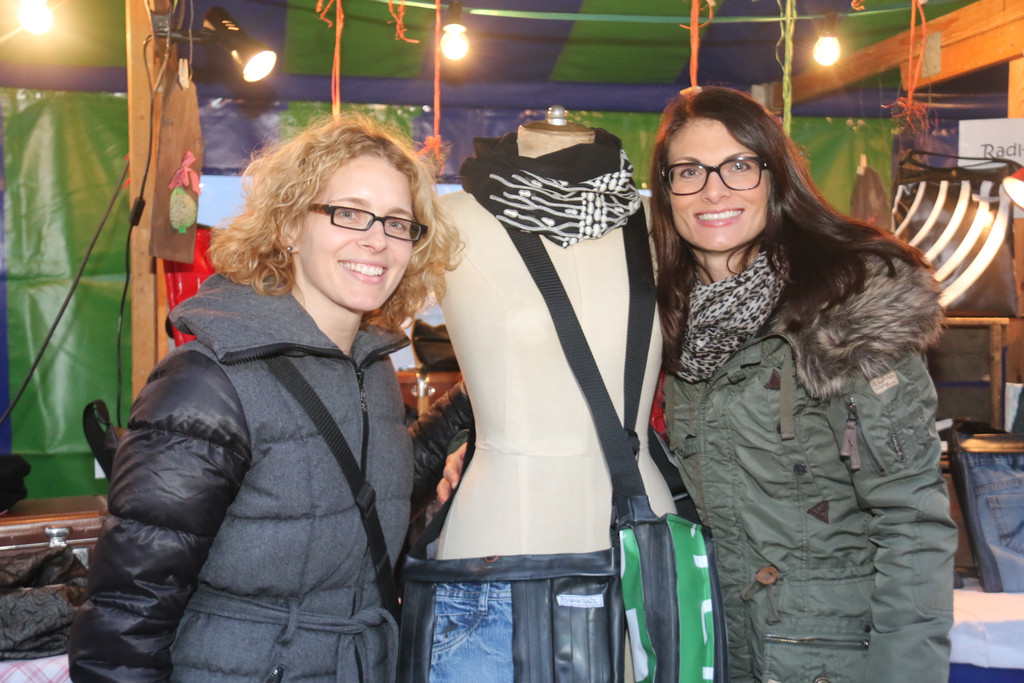 IMG_5122_Angelika und Karin.JPG