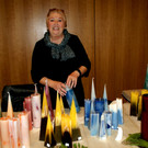Inge Nicolussi aus Hohenems mit ihren kunstvollen Kerzen.JPG