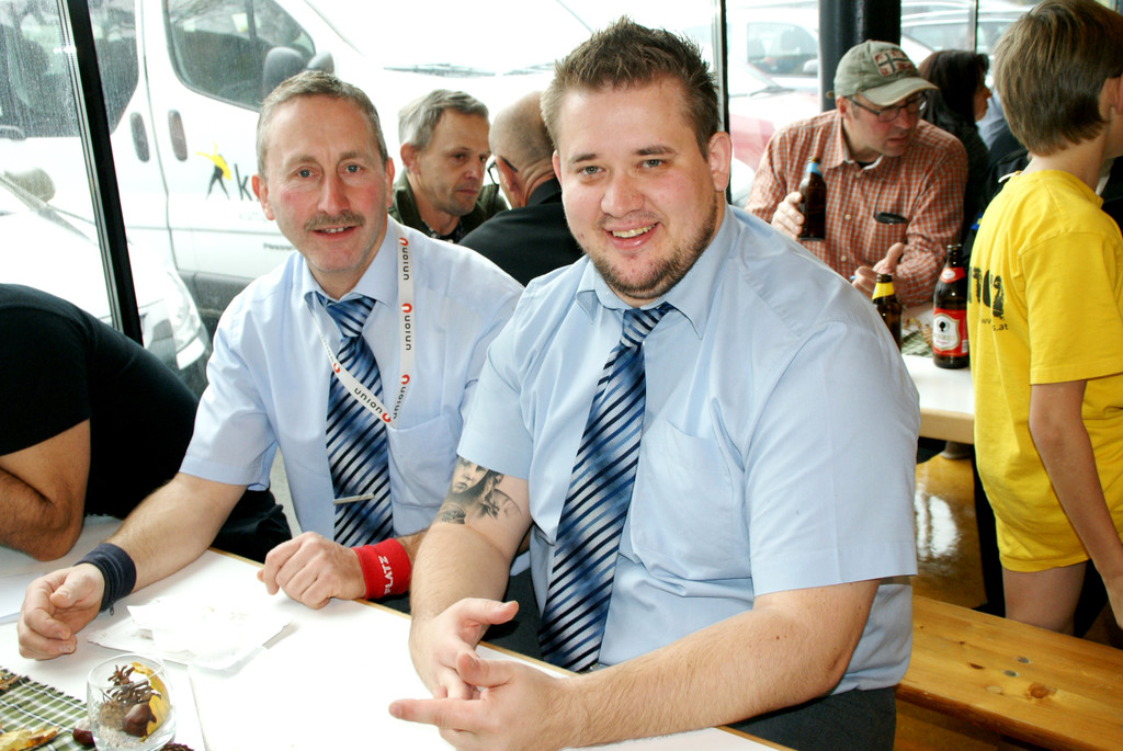 Ringrichter Willi Vonach und Sebastian Stra__bauer aus Wolfurt.JPG