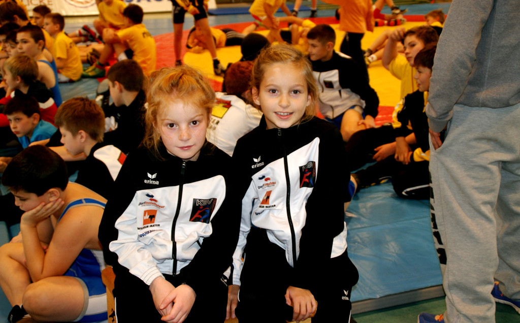Sabrina Berchtold _9_ und Elena Gassner _9_ vom KSV G__tzis.JPG