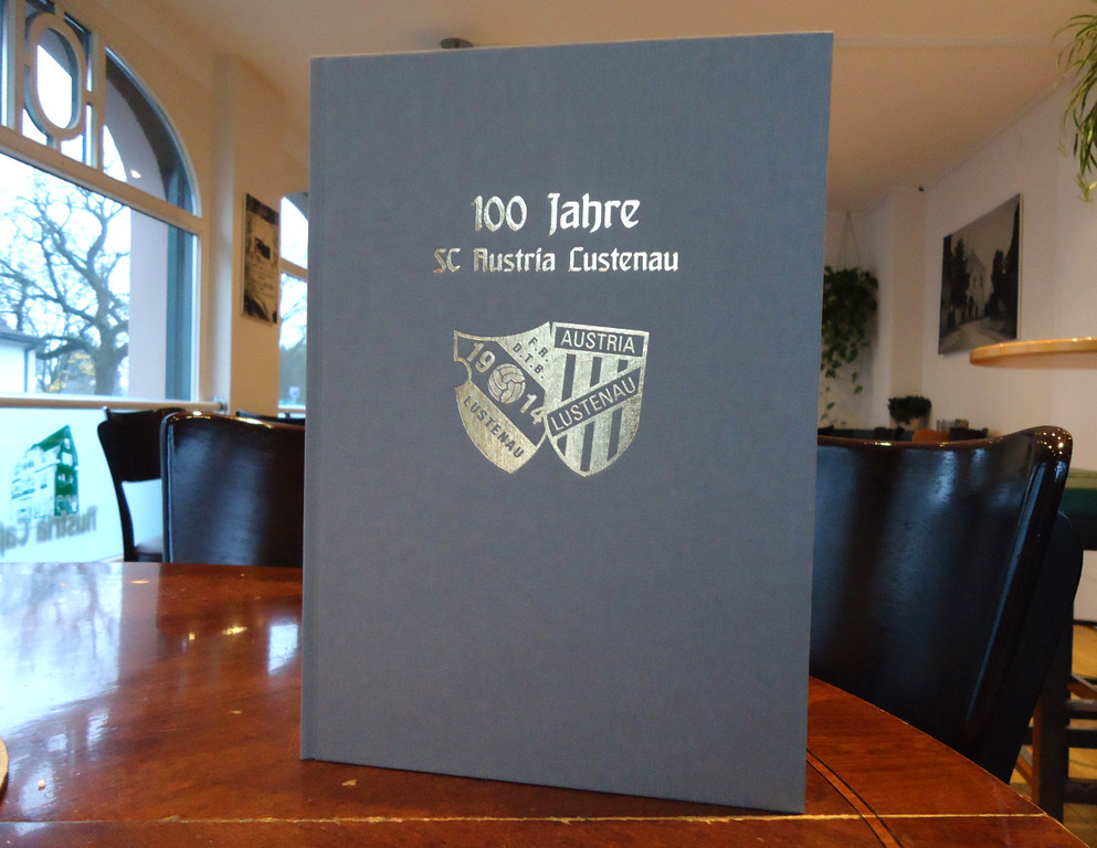 Chronik 100 JahreII.jpg