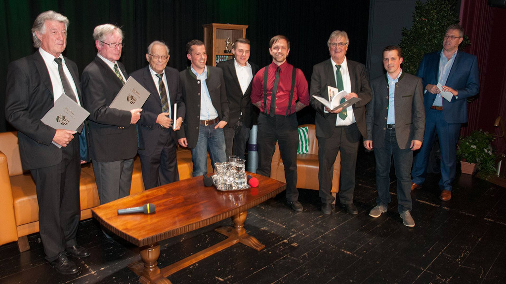 Austria-Chronik _2_.jpg