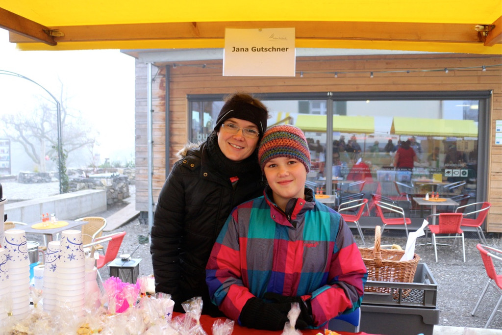 KOE_Goefner Advent Dorfmarkt 10.jpg