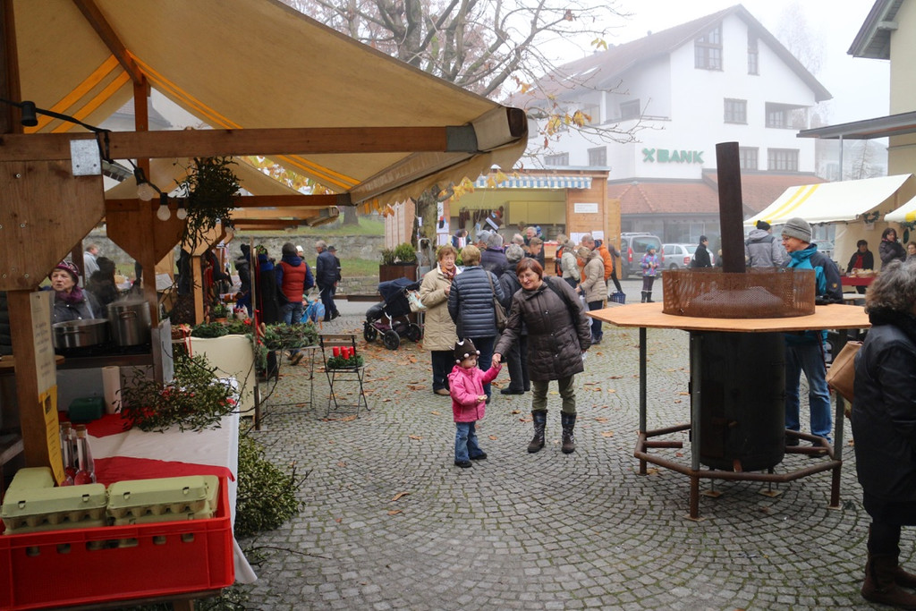 KOE_Goefner Advent Dorfmarkt 19.jpg