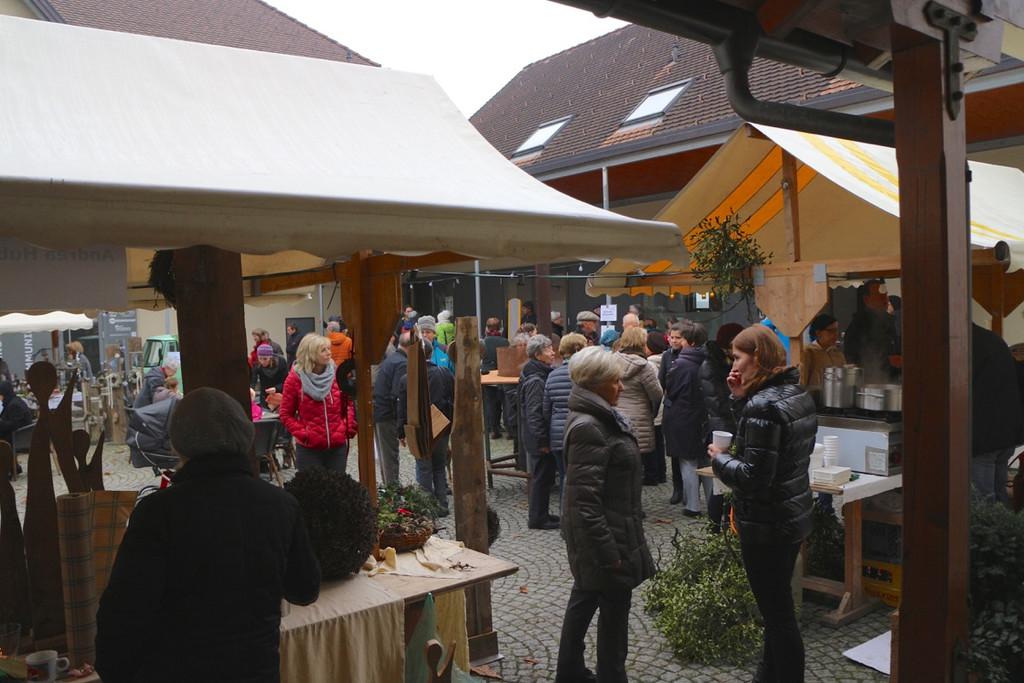 KOE_Goefner Advent Dorfmarkt 25.jpg
