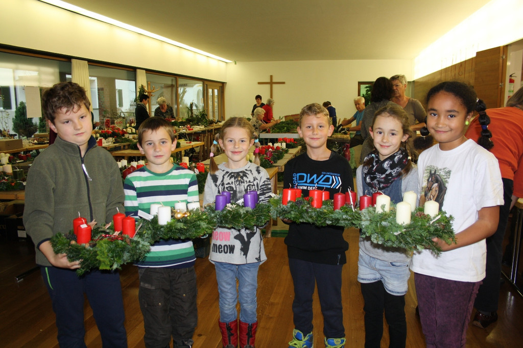 Adventkranzaktion Missionskreis 2014 _3_.JPG
