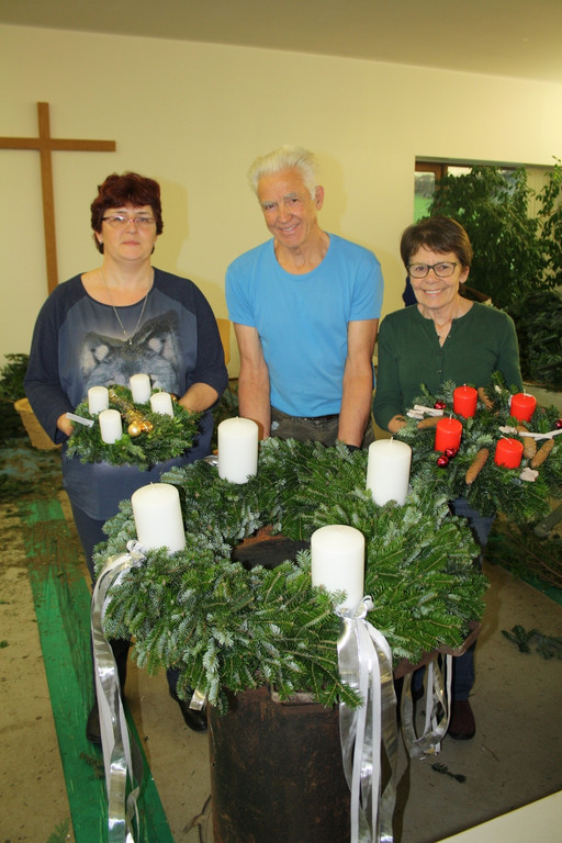 Adventkranzaktion Missionskreis 2014 _2_.JPG