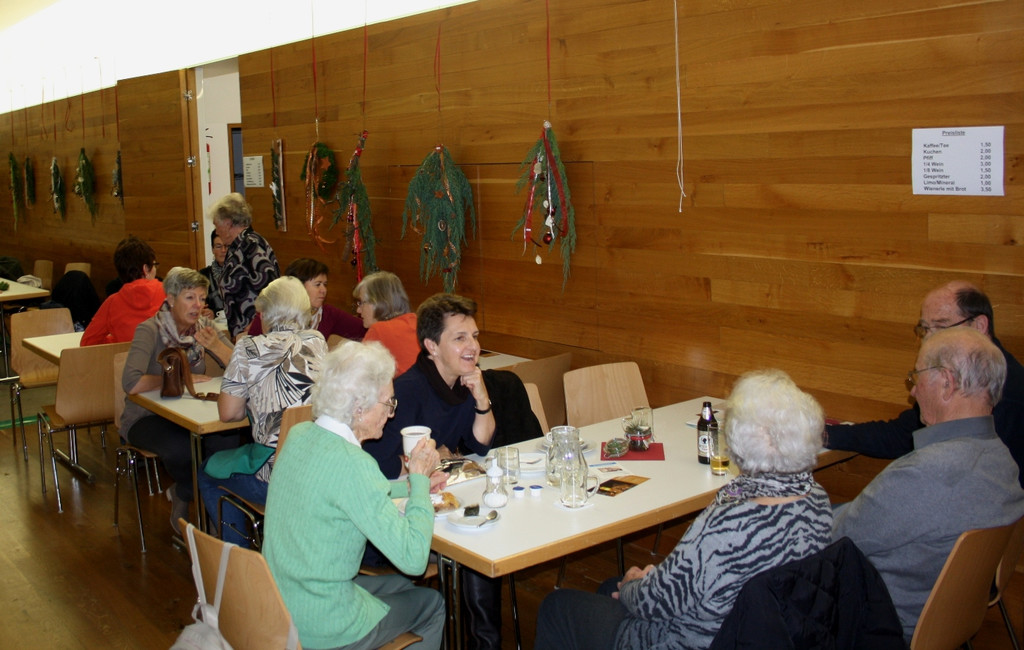 Adventkranzaktion Missionskreis 2014 _6_.JPG