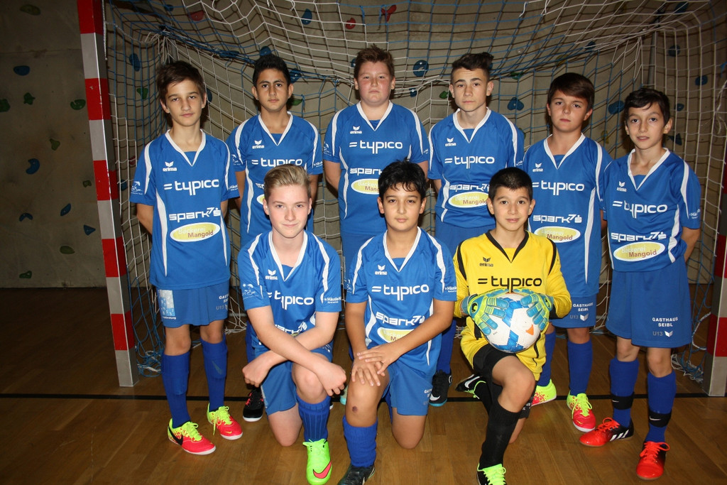 Fu__ball Nachwuchs U 14 Turnier 30-11-2014 _4_.JPG