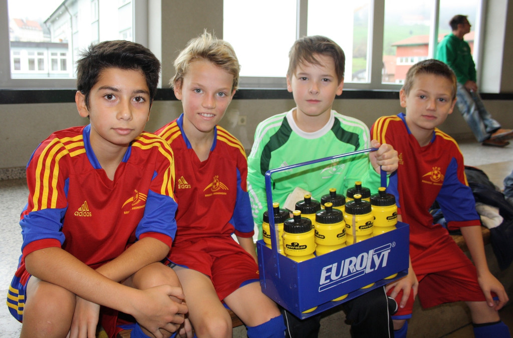 Fu__ball Nachwuchs U 12 Turnier 30-11-2014 _4_.JPG