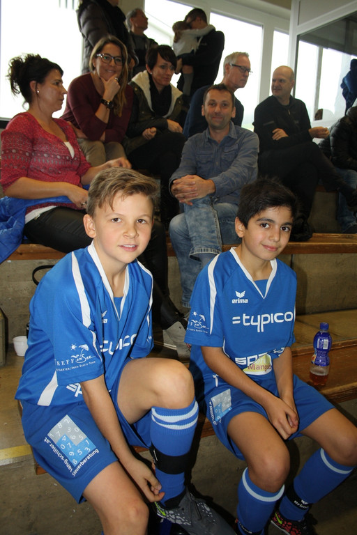 Fu__ball Nachwuchs U 12 Turnier 30-11-2014 _6_.JPG
