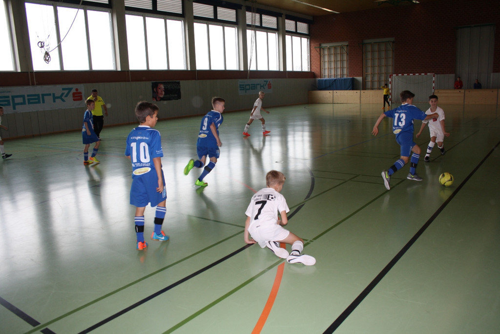 Fu__ball Nachwuchs U 12 Turnier 30-11-2014 _9_.JPG