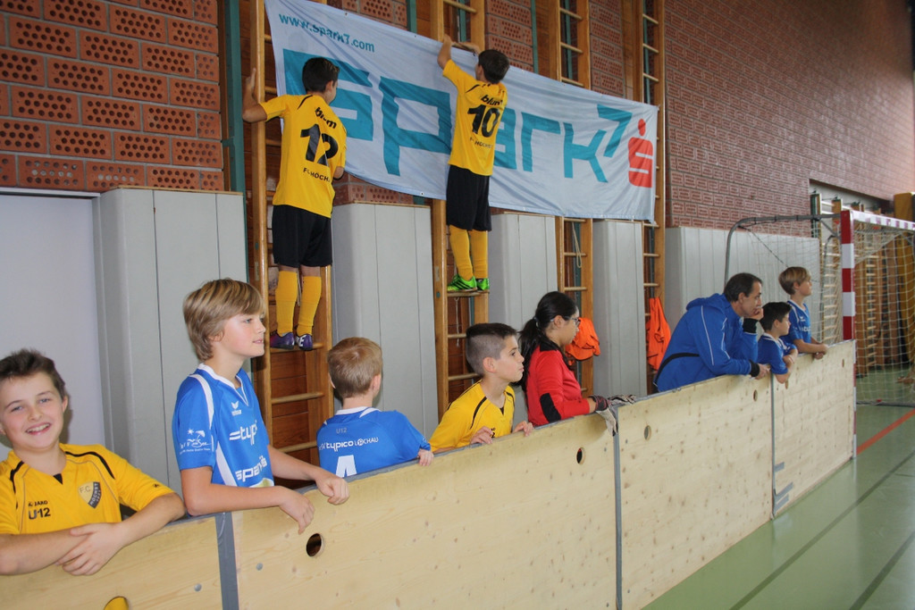 Fu__ball Nachwuchs U 12 Turnier 30-11-2014 _14_.JPG