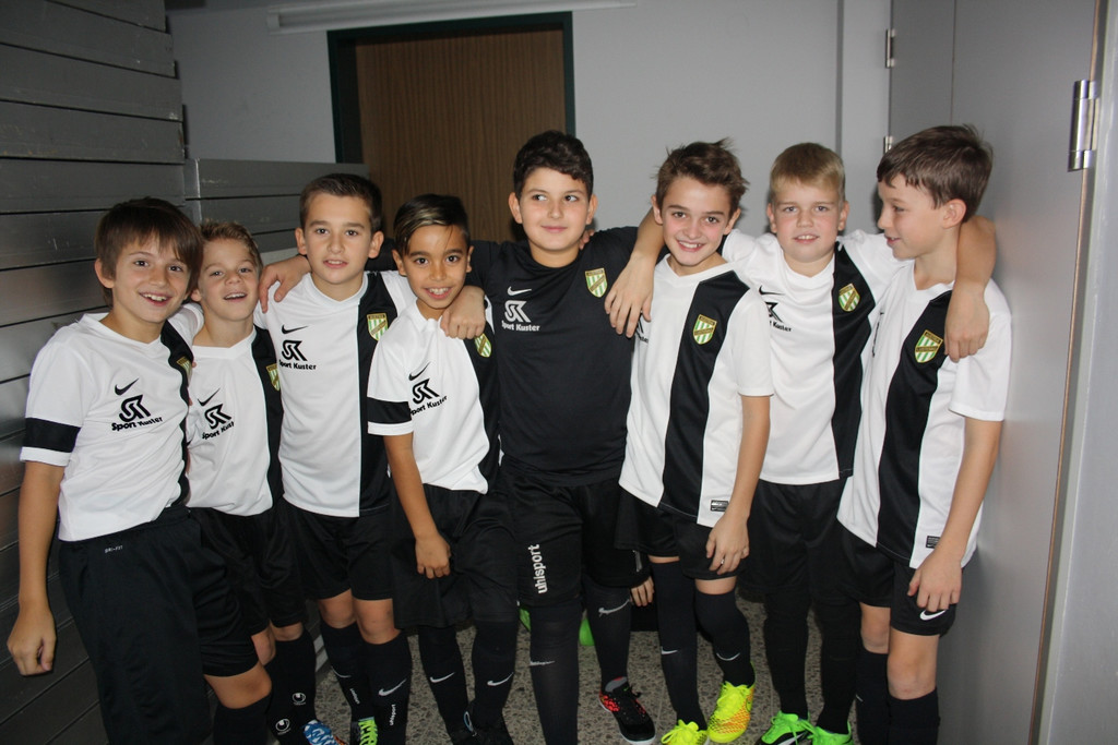 Fu__ball Nachwuchs U 12 Turnier 30-11-2014 _18_.JPG