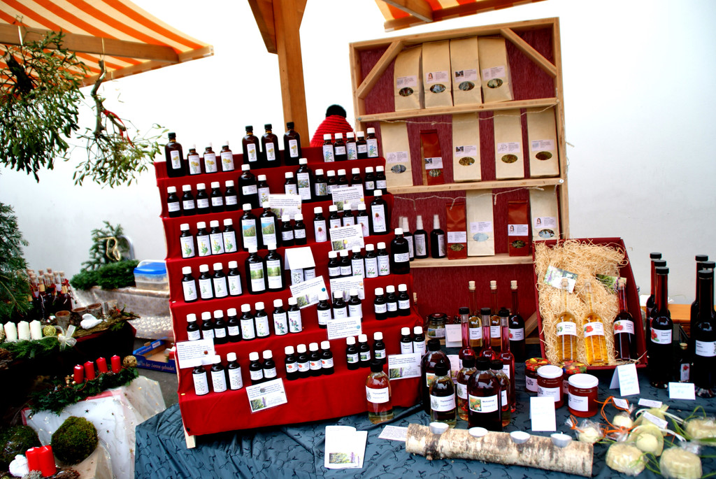 Gegen jedes Wehwechen gibt es eine Tinktur.JPG