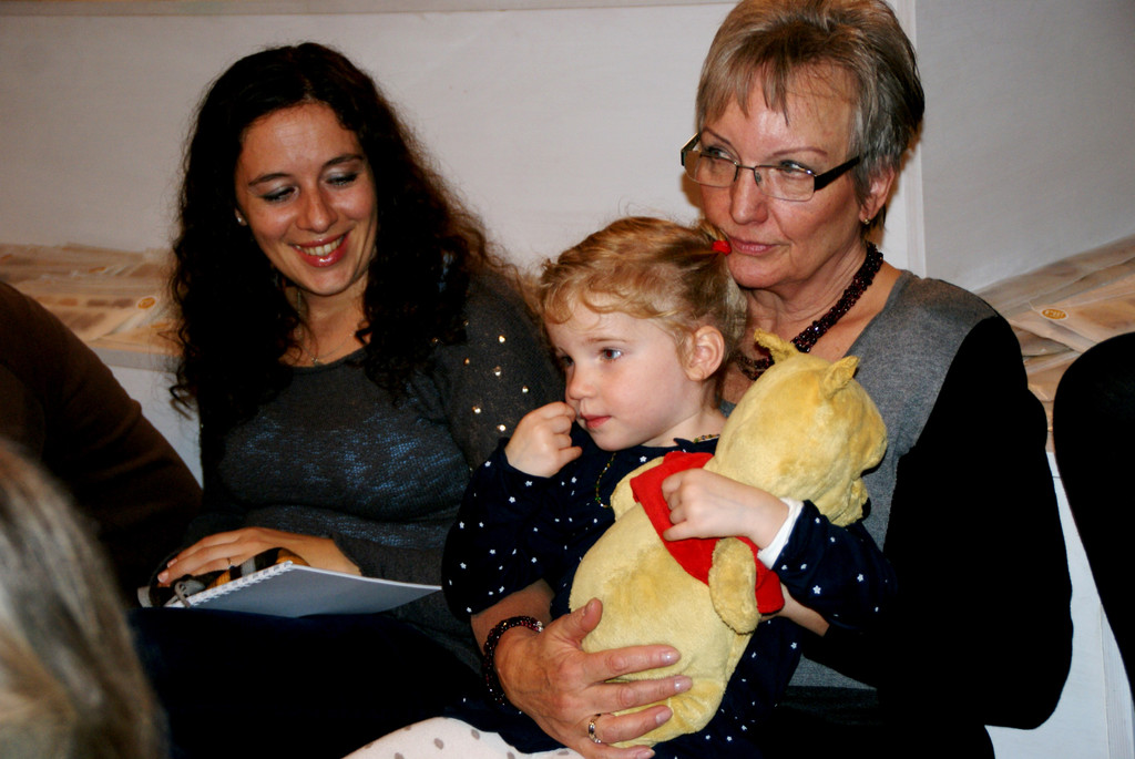 Barbara Steinhofer_ Vroni Hofer mit Valentina.JPG