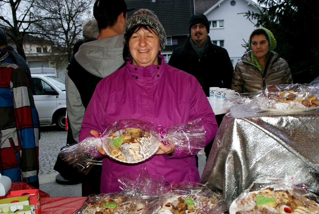 Andrea Strimitzer wird f__r eine Katzenoma in Not spenden.JPG