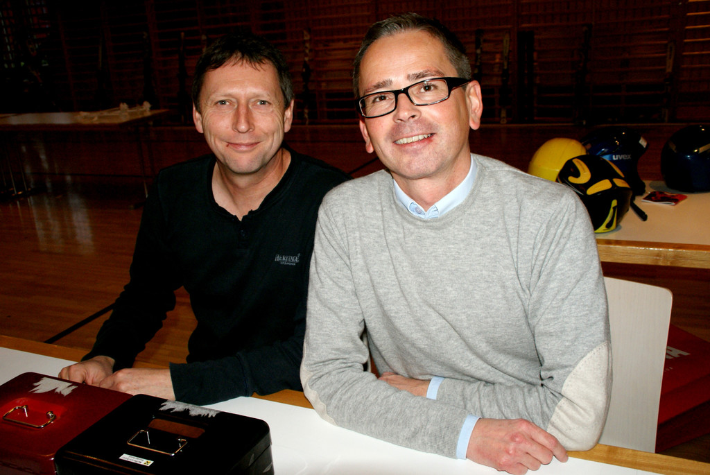 Norbert Summer und Helomut Unger vom Schiverein.JPG