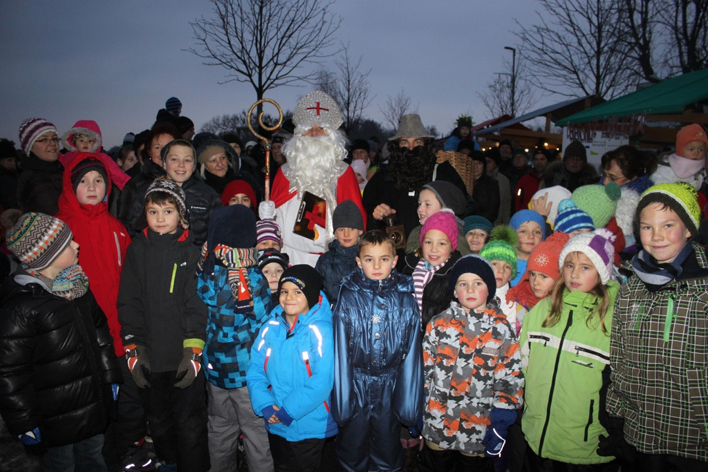 Adventzauber Nikolausmarkt am Hafen 2014 VOR _3_.jpg