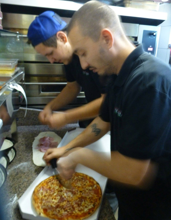 Pizza13.jpg