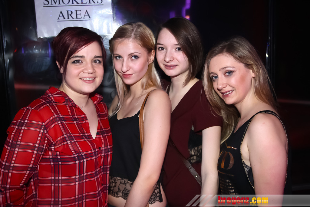 13903273.jpg