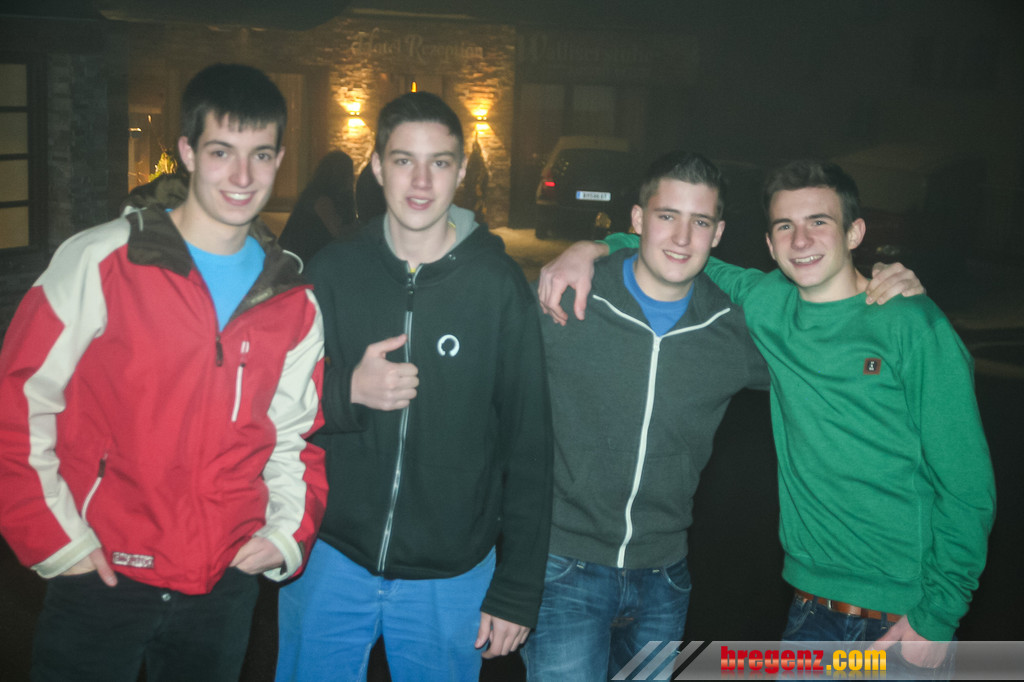 13903903.jpg