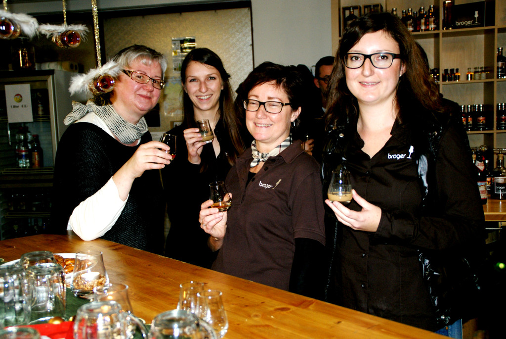 Ursula_ Katrin_ Uli_ Martina - die Broger_s.JPG