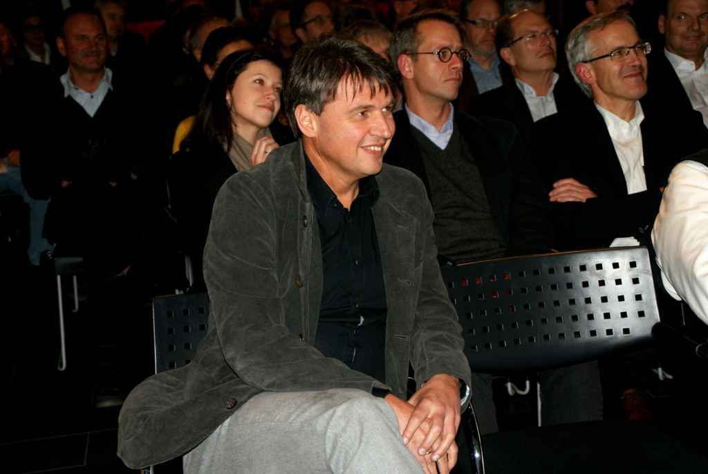 Auch Kurt Fischer mischte sich unter die Zuh__rer.JPG