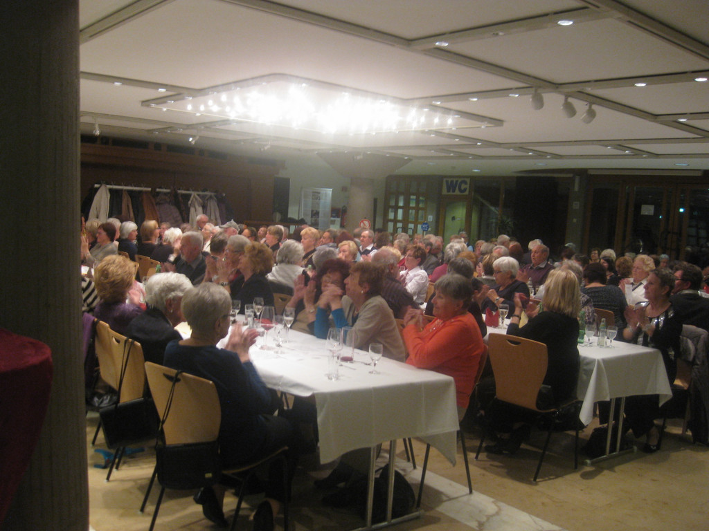 Adventfeier des Seniorenringes Club 50_ Lustenau mit Alphornkl__ngen _15_.JPG