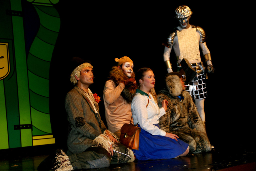 F__nf Freunde mit Mut_ Herz und Verstand.JPG