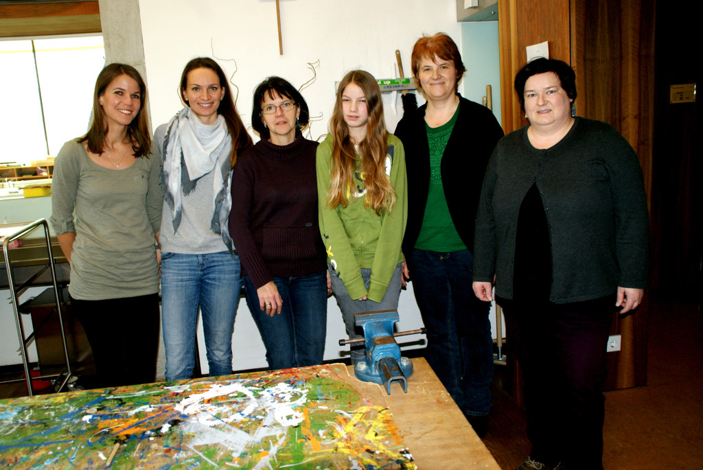 vl_i_ Claudia_ Sabrina_ Cornelia_ Franziska_ Brigitte und Elke.JPG