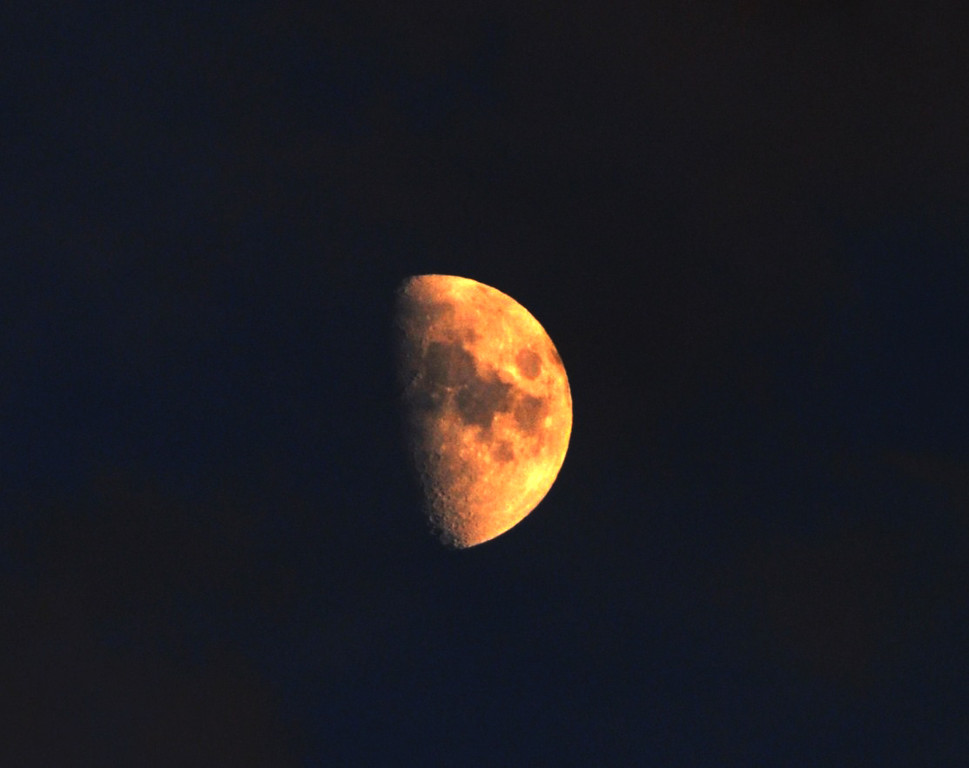Mond1.JPG