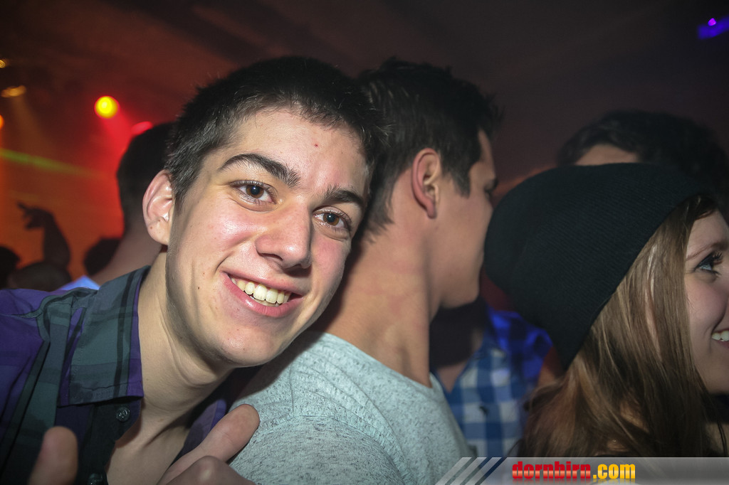 13913591.jpg