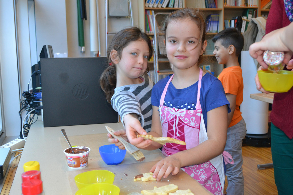 DSC_0026 Sofia und Katarina.JPG