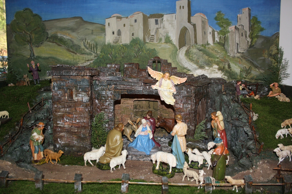 Jesuheim Z Krippen Sr  Franziska 23-12-2014 _7_.JPG