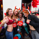 "Seminaked in Red"-Aktion bei Desigual in Wien