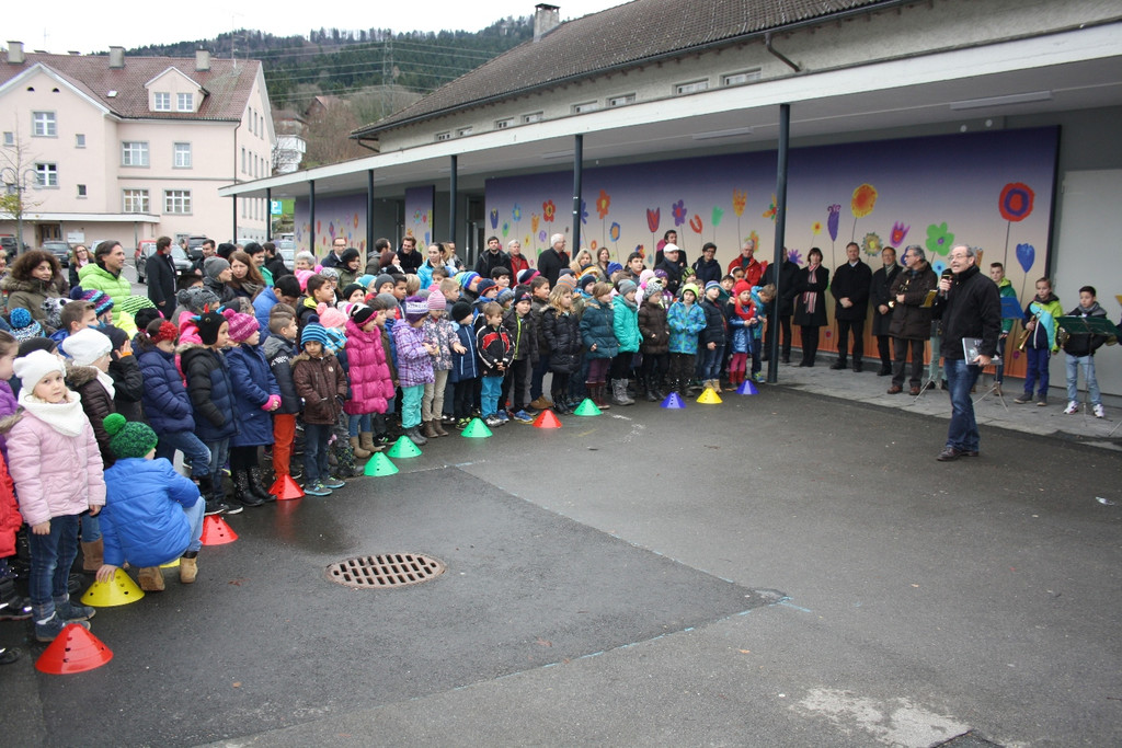 Volksschule Wandgestaltung Feier 2014 _18_.JPG